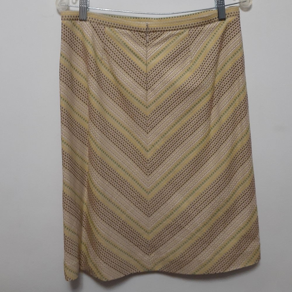 BCBGMaxAzria Multicolor Woven Tweed Skirt Suit Set - Picture 6 of 9